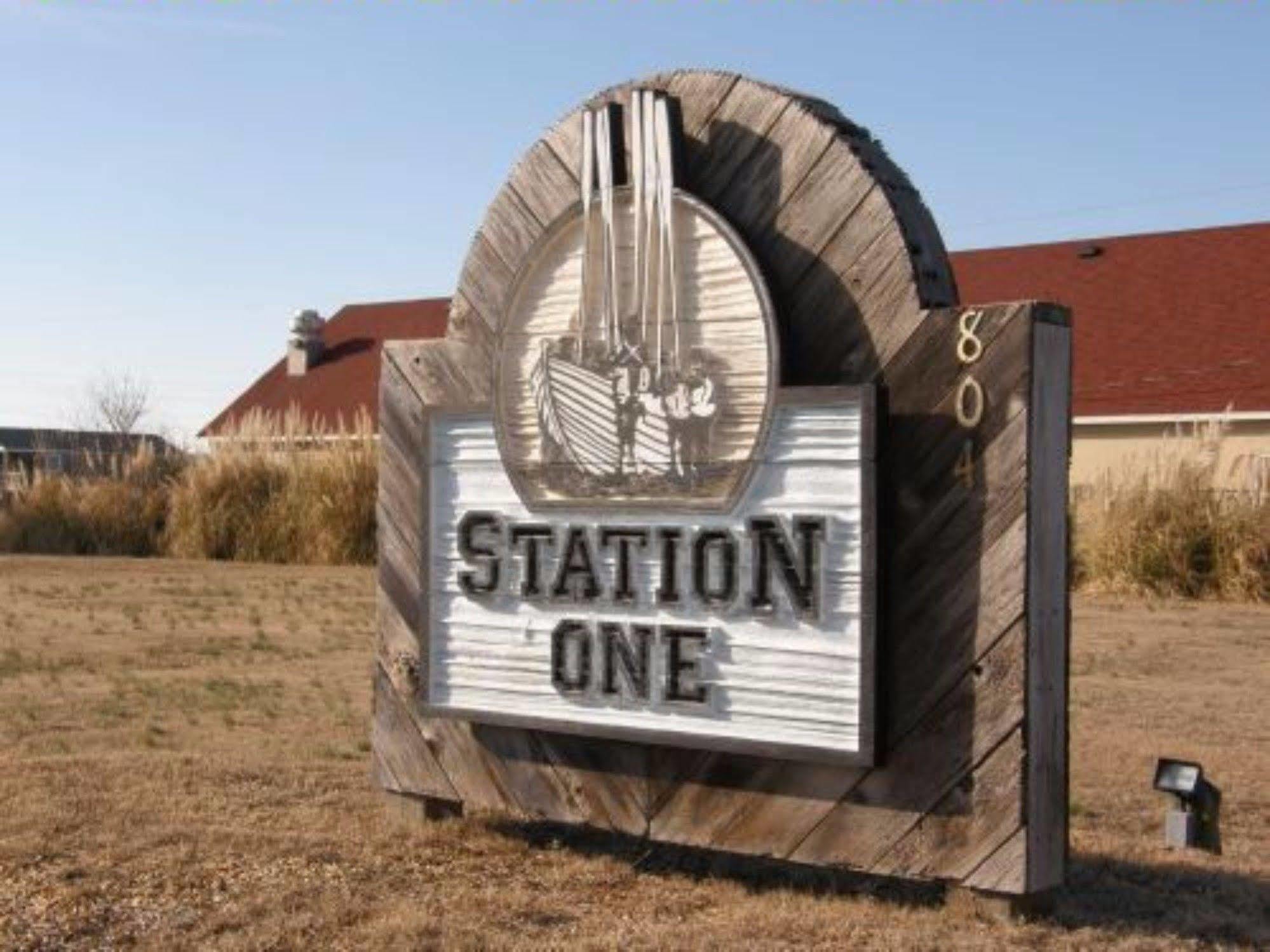 Апарт готель Station One By Kees Vacations Кілл-Девіл-Гілс Екстер'єр фото